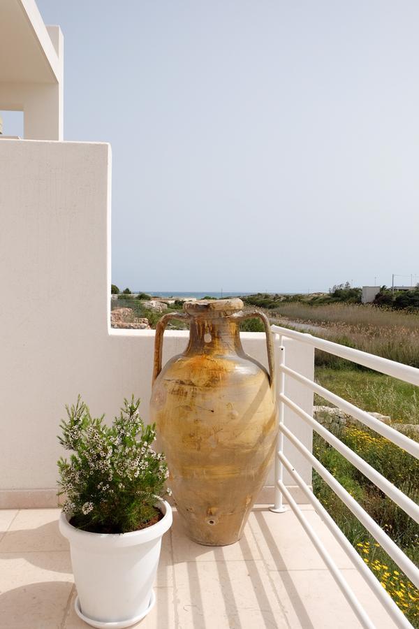 La Dimora Salento Bed & Breakfast Каровиньо Екстериор снимка