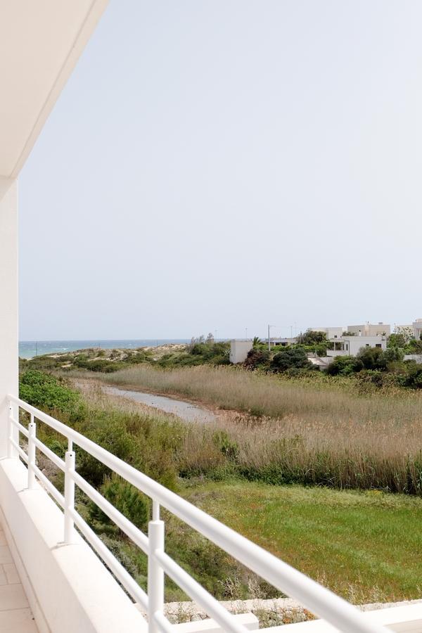 La Dimora Salento Bed & Breakfast Каровиньо Екстериор снимка